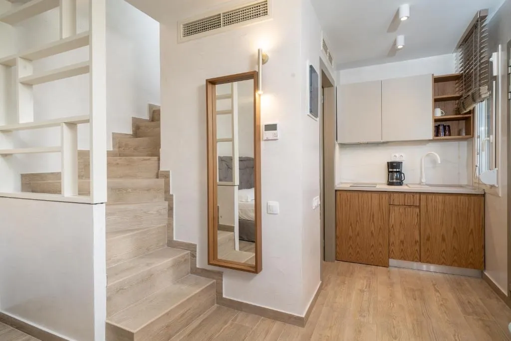 Tiara Holidays - Iliorama Seaside Luxury Suites & Apartments - Maisonette - kitchen
